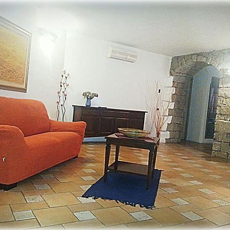 奧爾比亞Sardegna Casa A 250 Metri Dal Mare Con Piscina公寓 外观 照片